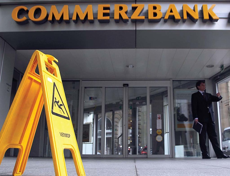Elérte a görög válság a Commerzbankot