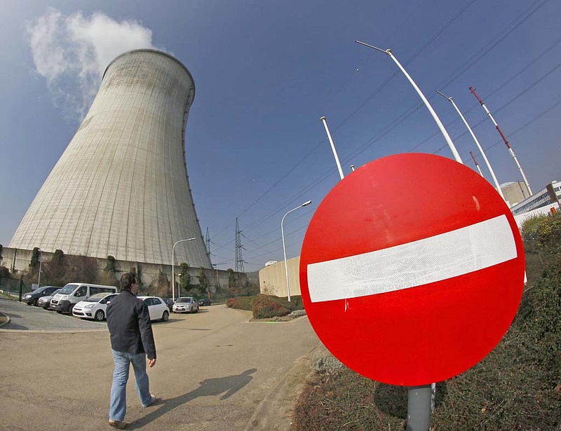 Bezárják az összes atomerőművet Németországban