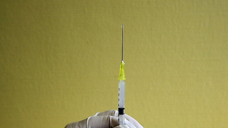Lecserélik a gyermekbénulás elleni vakcinát