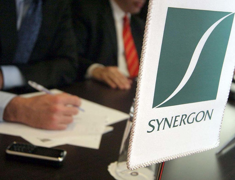 Outsourcing céget vesz a Synergon
