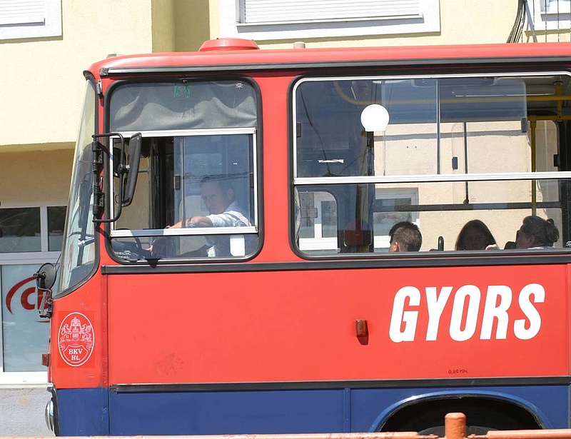 Uniós pénzből újul meg a magyar buszállomány