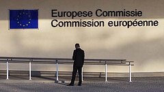 Brüsszeli robbantás: kiürítették az Európai Bizottságot, Párizsban is fokozódik a helyzet