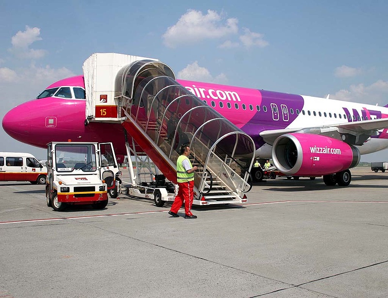 Kényszerleszállást hajtott végre egy Wizz Air gép