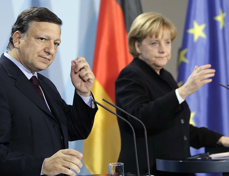 Berlinben egyeztet Merkel és Barroso
