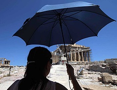 Durván leminősítették Görögországot