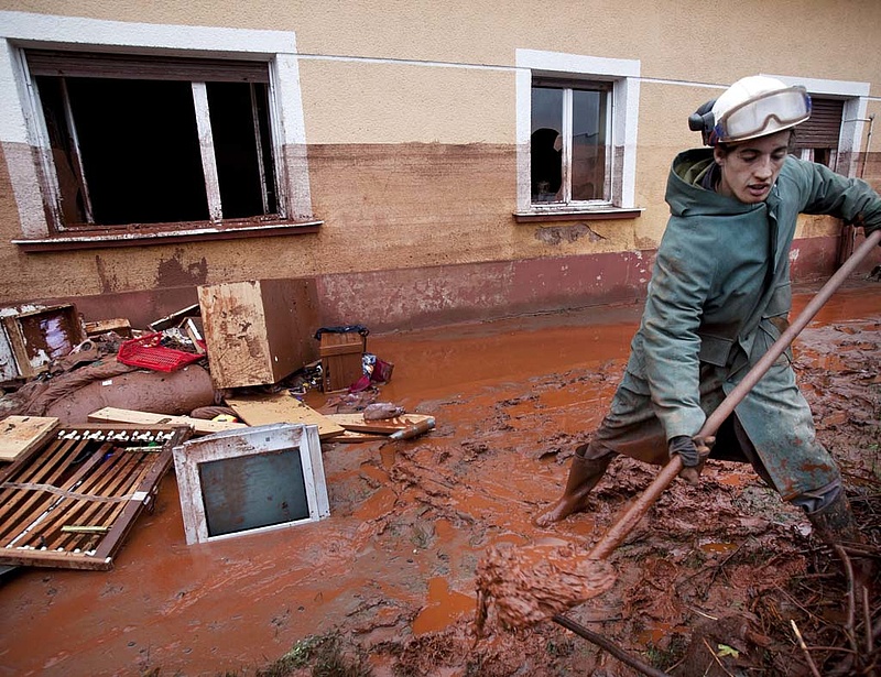 Több mint 38 milliárd forintra rúgnak a vörösiszap-katasztrófa költségei