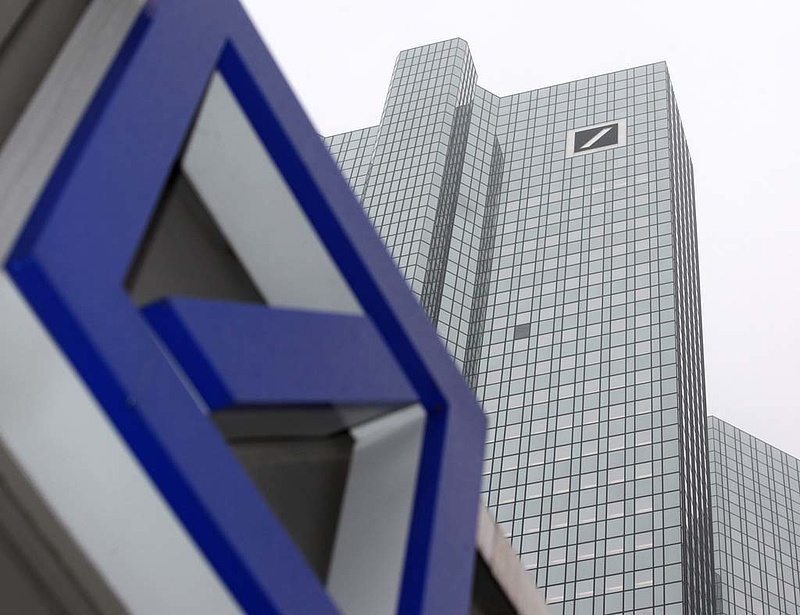 Óriási meglepetés a német nagybanktól