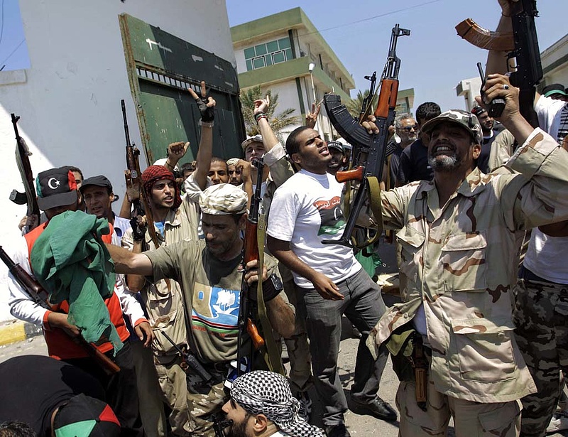 Megölték Moammer Kadhafit