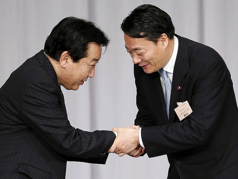 Eldőlt a harc, a pénzügyminiszter ül a kormányfői székbe Japánban