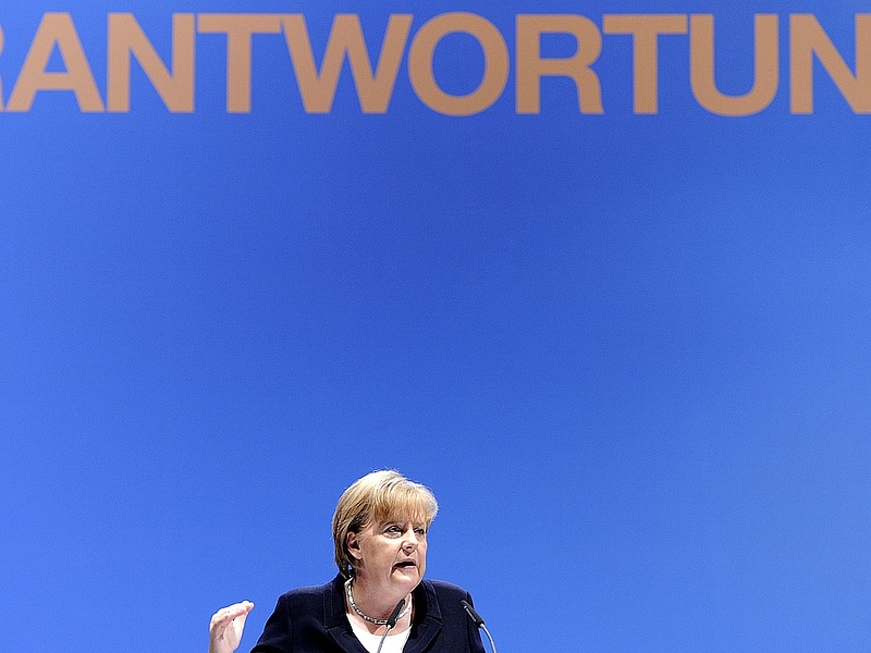 A CDU többsége kiáll Merkel mellett