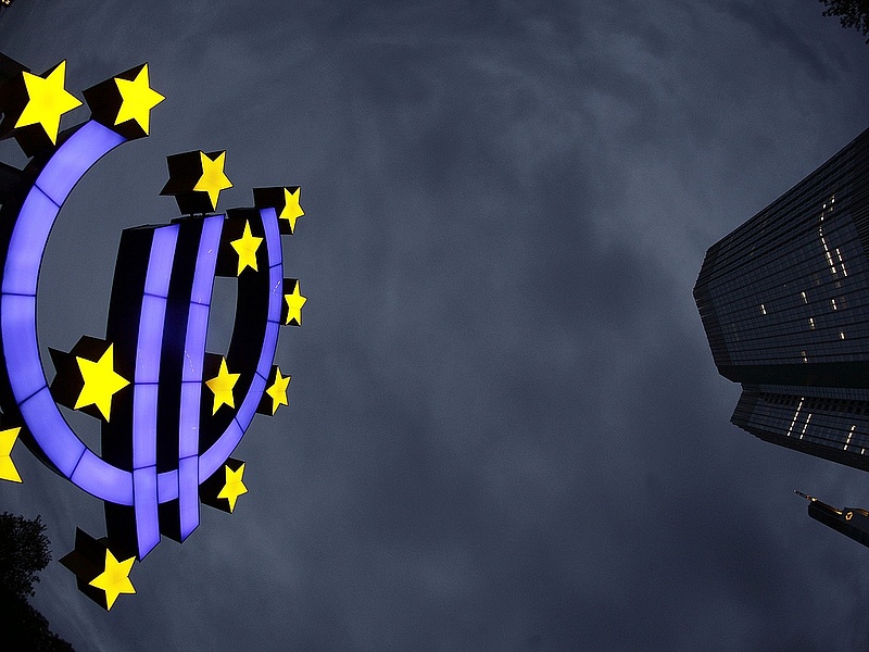 Sötétebb jövő várhat az eurózónára