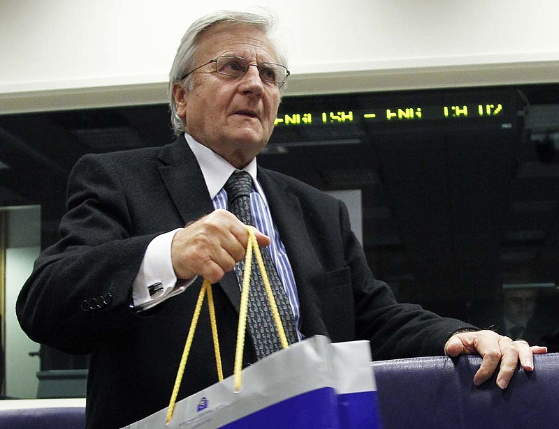 Trichet üzent Orbánnak és Matolcsynak