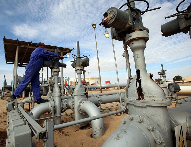 Kadhafi kiiktatása miatt olcsóbb lehet az olaj