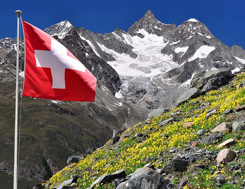 Az erős svájci frank miatt ugrott csúcsra a tartalék