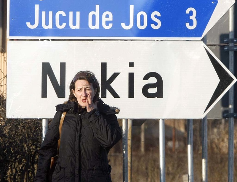 Okostelefonnal kárpótol a Nokia Romániában 