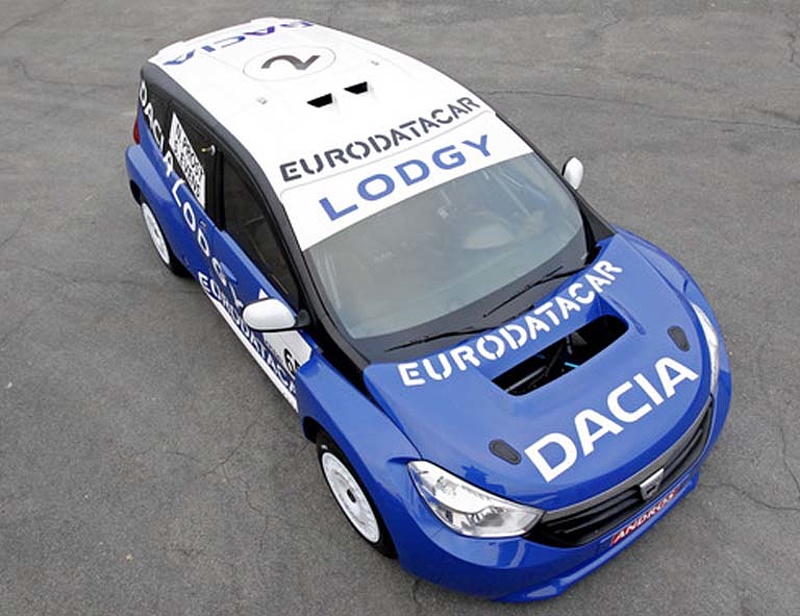Itt a Dacia új egyterűje: a Lodgy