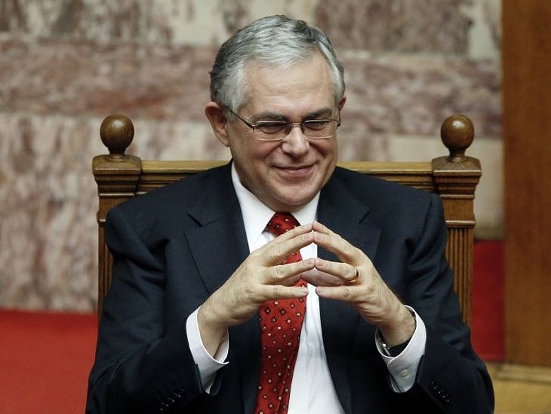 Itt az államcsőd: brutális bércsökkentést javasol a görög kormányfő