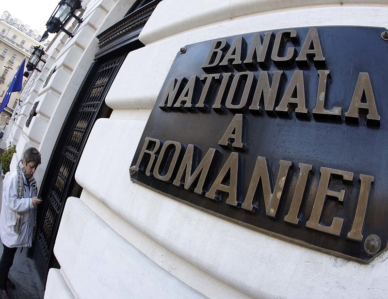 Beszólt a bankároknak a román jegybankelnök