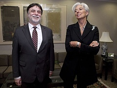 Fellegi IMF-képviselőkkel találkozik