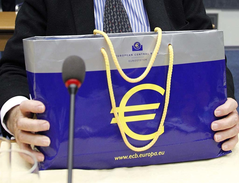 A szlovákokra komoly terhet ró az euró megmentése