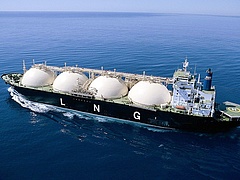 Kínai tankereket vásárol Irán