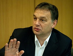 Itt az Orbán-bejelentés: adó- és járulékcsökkentési program jön!
