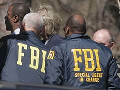 Trump váratlanul kirúgta az FBI igazgatóját