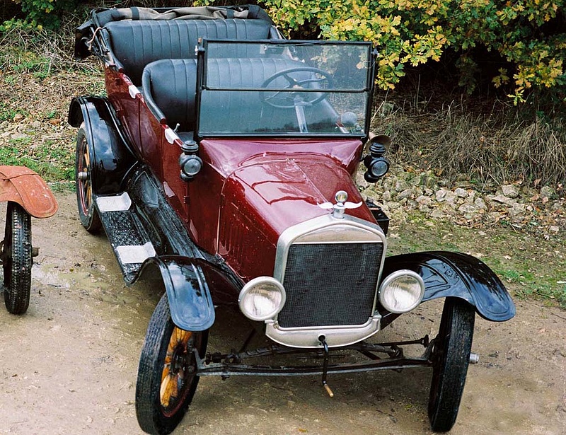Egyre öregebb autókkal járnak a magyarok