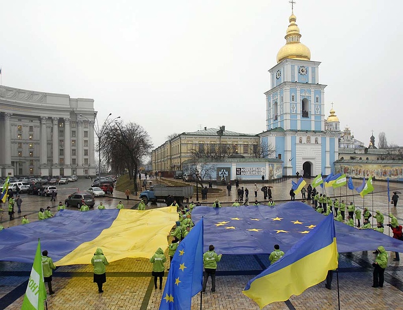 Jóváhagyta az ukrán kormány az EU társulási megállapodás tervezetét