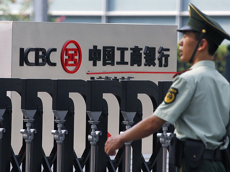 Példátlan engedélyt kapott a kínai bank a terjeszkedésre