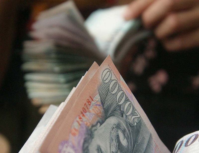 Kötelező lehet a bankkártya, korlátoznák a készpénzes fizetést Magyarországon