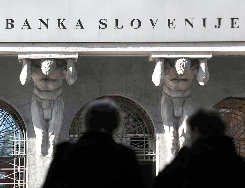 Egyre nagyobb bajban Szlovénia