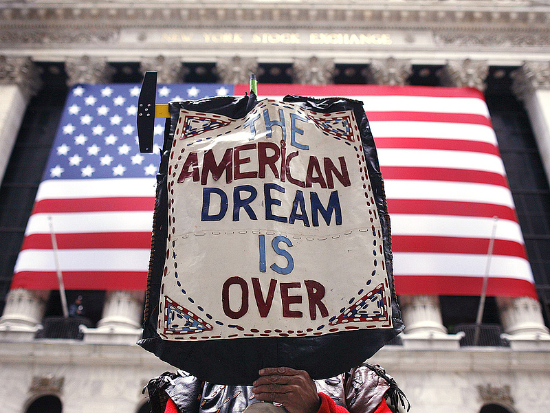 Vége az amerikai álomnak? - A feketelistán a politikusok megelőzték a bankárokat
