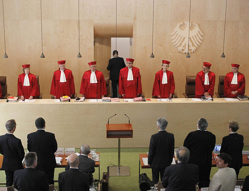 Iránymutató döntés hozott az alkotmánybíróság terrorügyben - Németországban