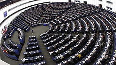 Erős figyelmeztetés Romániának is az EP döntése