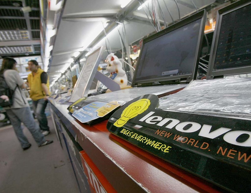 Rákapcsol a Lenovo Magyarországon