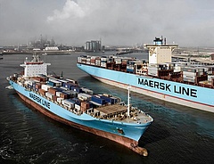 Csökkent a Maersk bevétele és profitja