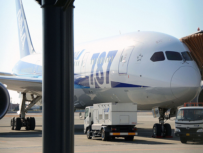 Vizsgálat indul a Boeing 787-es Dreamlinerek biztonságossága ügyében