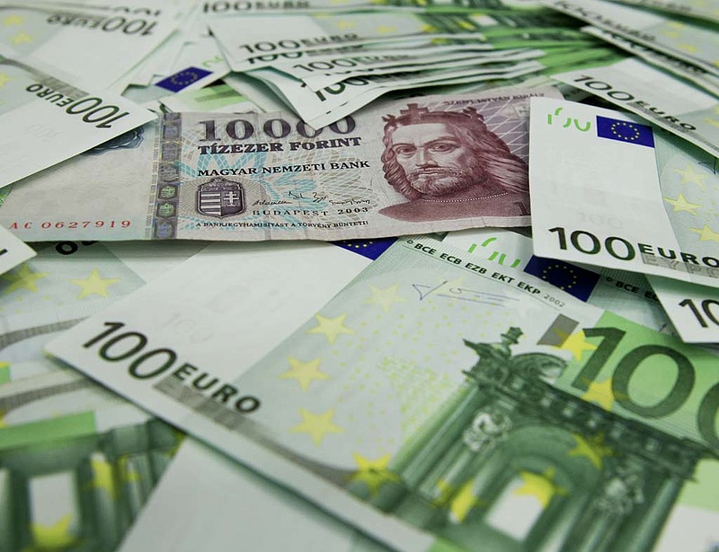 Ismét szórják Magyarországon a pénzt a norvégok
