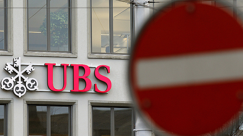 Pénzmosáson kapták a svájci bankot 
