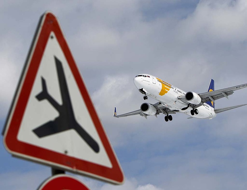 Görög repülőterek kerülnek német kézbe