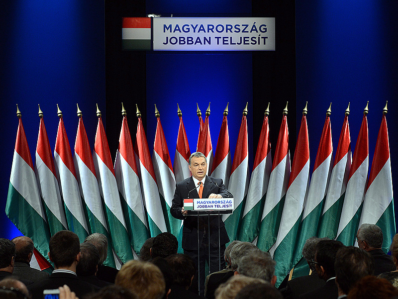 Orbán Viktor WHO-díjat kapott az antidohányos programért