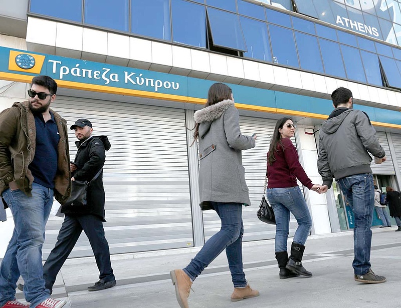 Csütörtökön délben nyitnak a ciprusi bankok