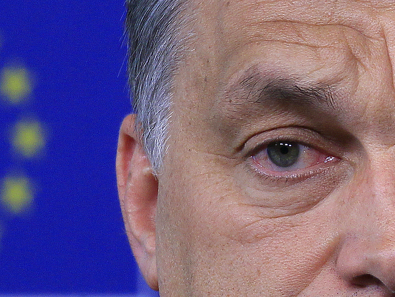 Orbán Európa \"kis Putyinja\" (Der Standard)