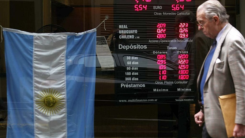 Argentína 6 milliárd dollár hitelt vesz fel bankoktól