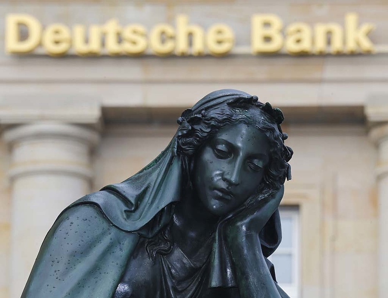 Esett a Deutsche Bank profitja