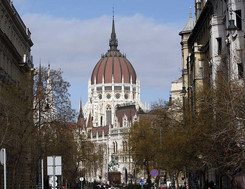 Kikerül Magyarország az edp-ből londoni elemzők szerint