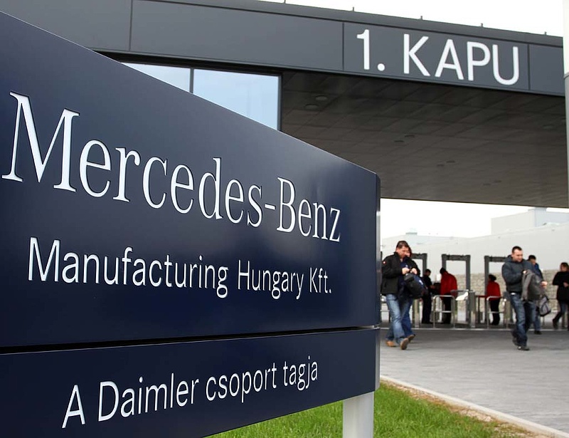 Daimler: nincs döntés a Mercedes-gyár bővítéséről