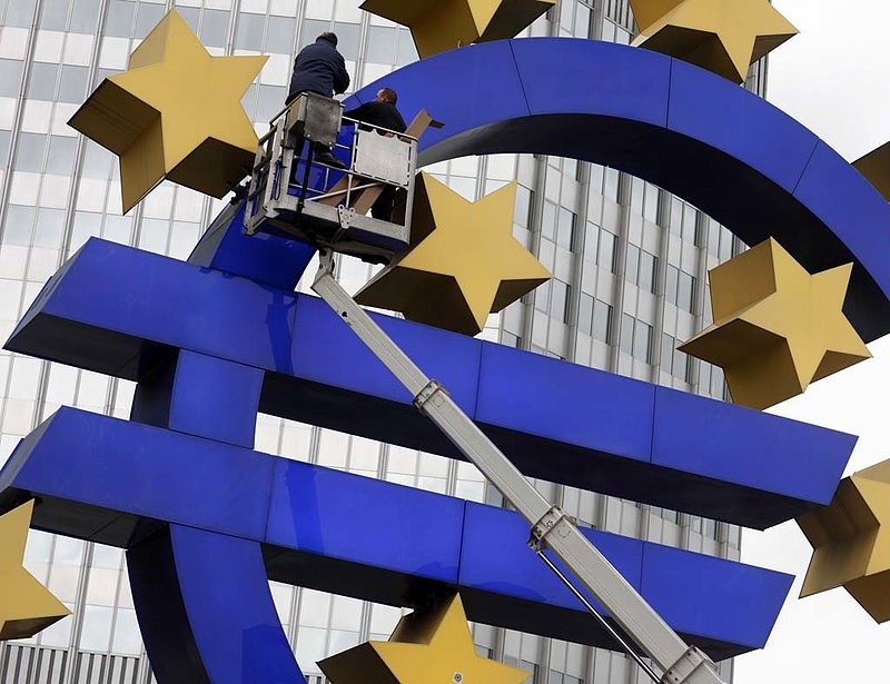 Változatlan az eurózónás kamat