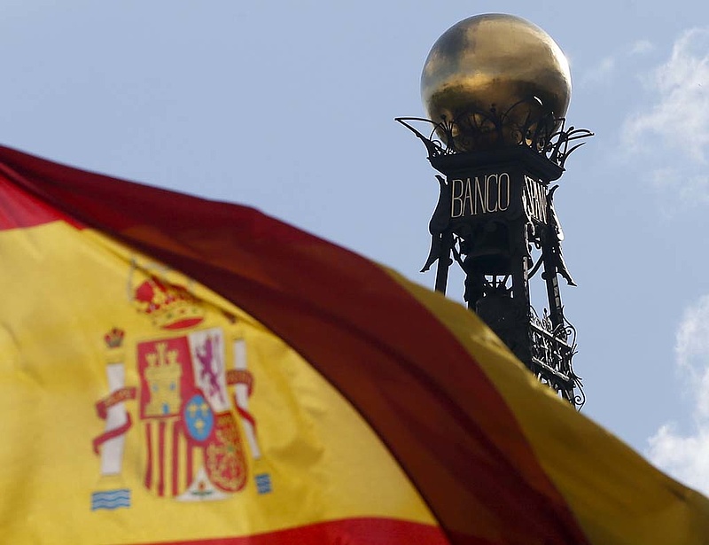 Teljesíti az egyik bankmentő feltételt Spanyolország